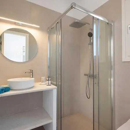 Vila Kairos - Just Completed